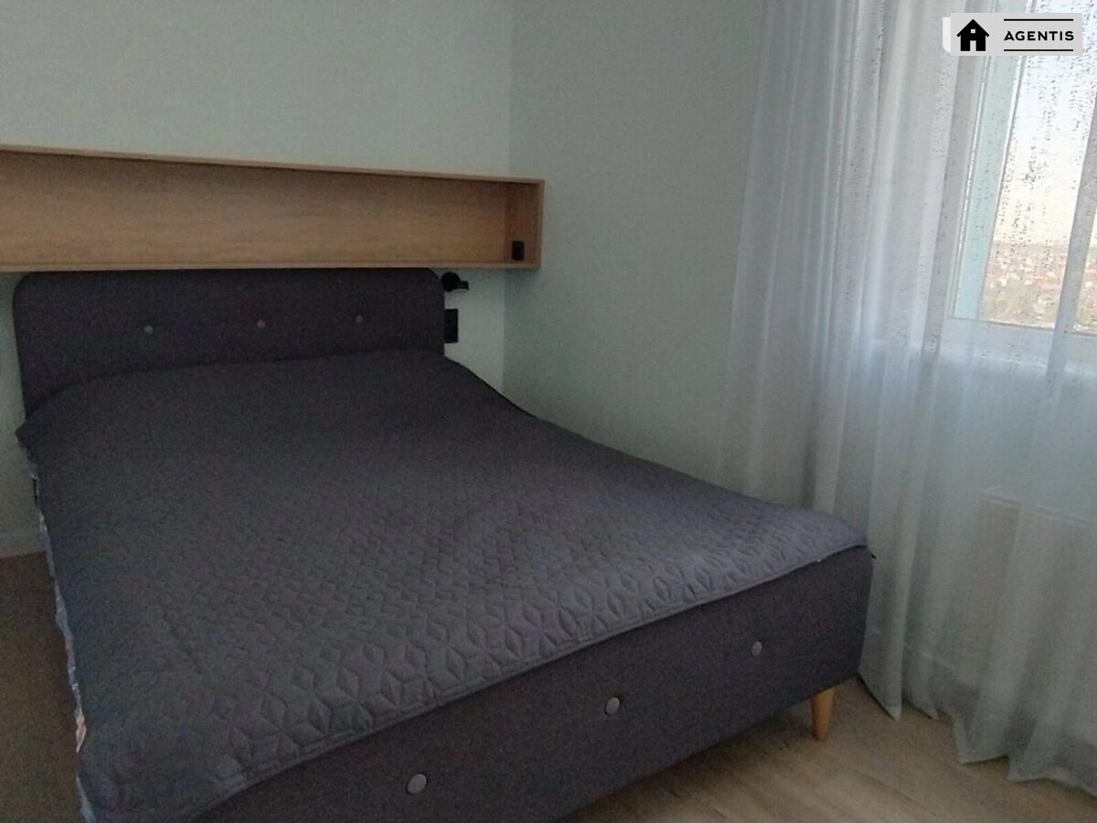 Сдам квартиру 2 комнаты, 46 m², 13 эт./25 этажей. 26, Приміська вул., Киев. 