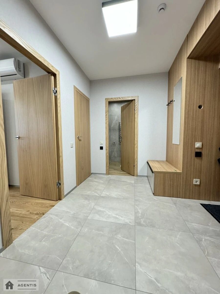 Сдам квартиру 1 комната, 47 m², 10 эт./15 этажей. 24, Кудрявская 24, Киев. 