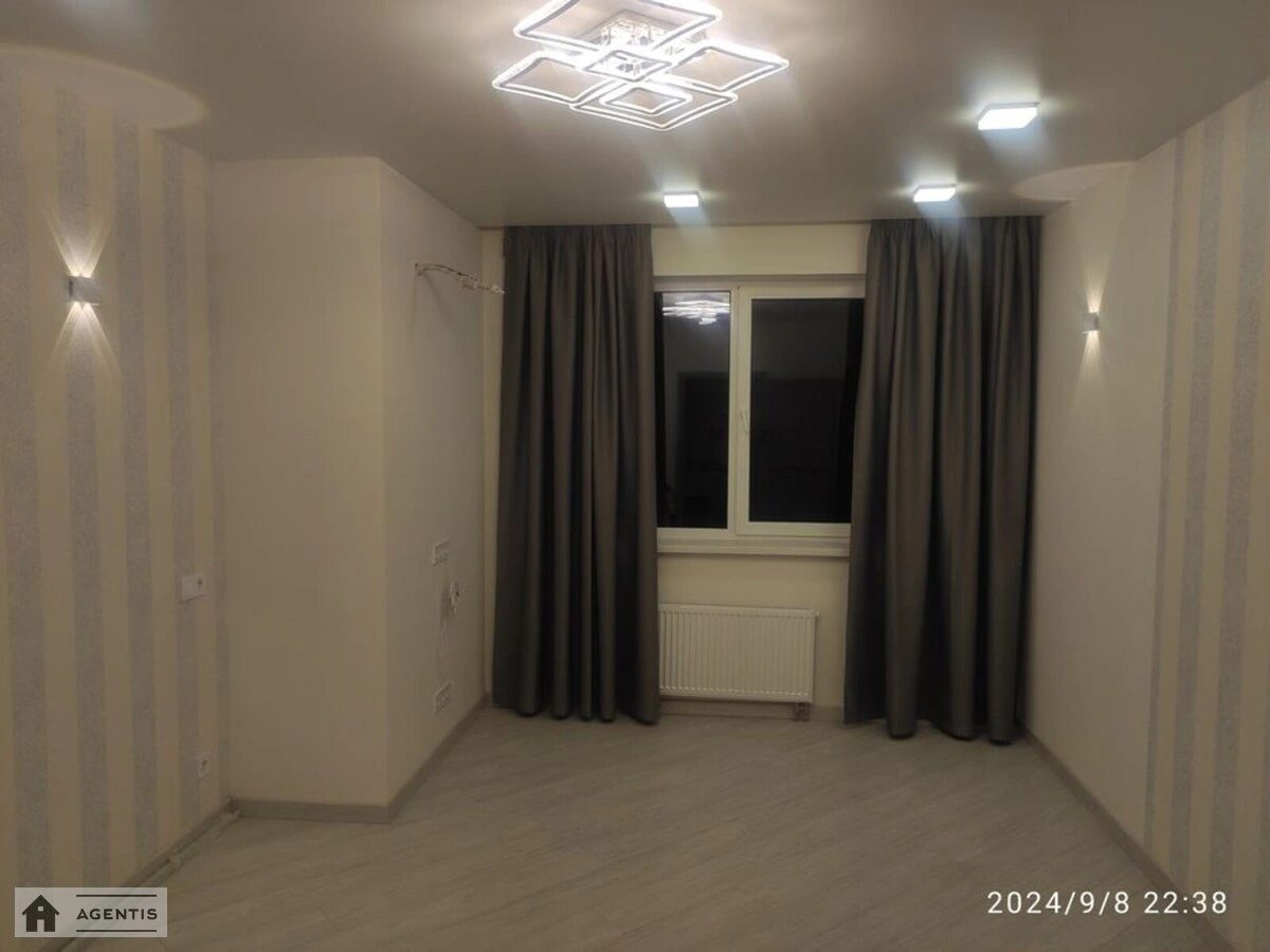 Сдам квартиру 3 комнаты, 85 m², 12 эт./25 этажей. 8, Лариси Руденко вул., Киев. 