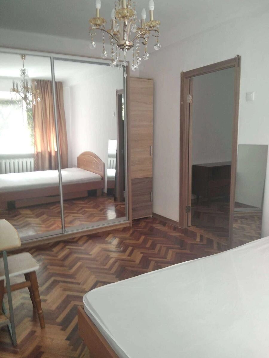 Apartment for rent 1 room, 42 m², 1st fl./9 floors. Dniprovskyy rayon, Kyiv. 