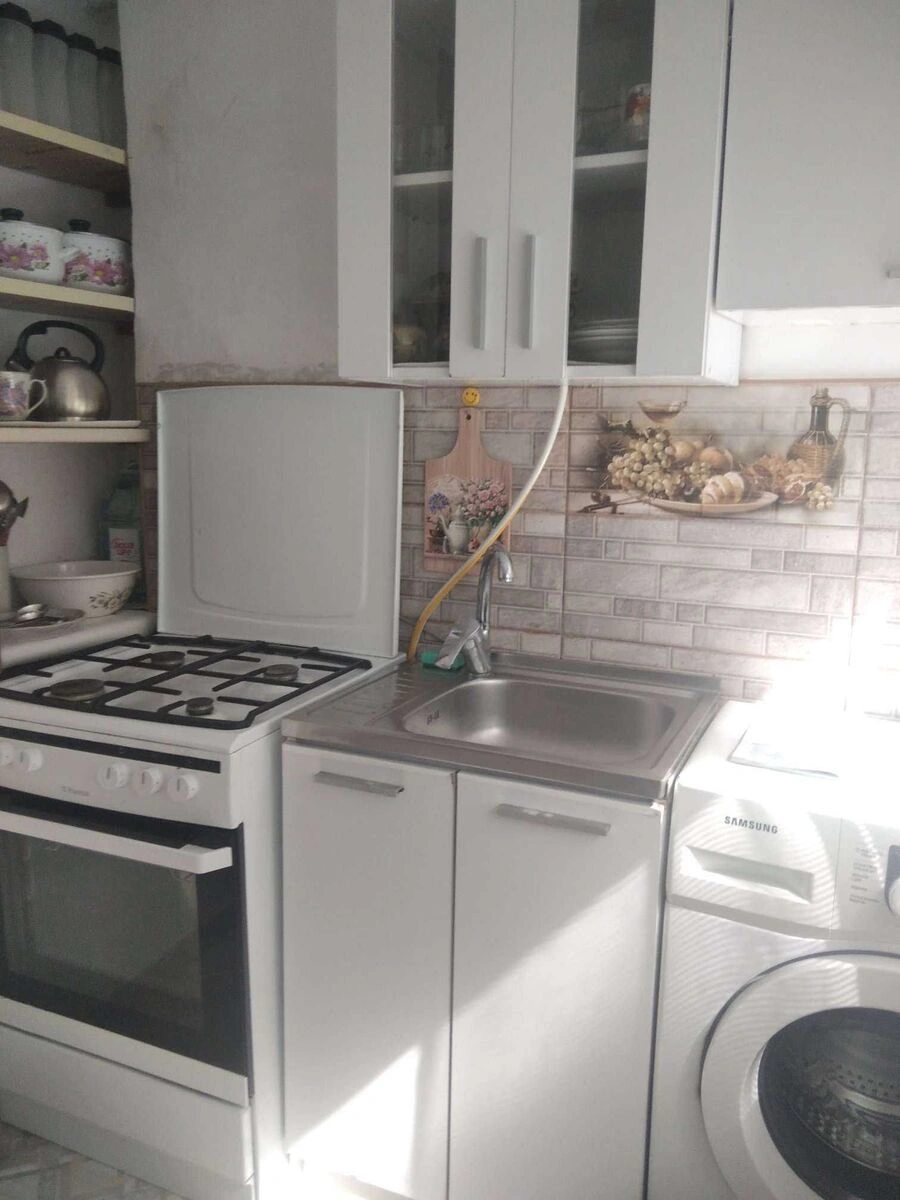 Apartment for rent 1 room, 42 m², 1st fl./9 floors. Dniprovskyy rayon, Kyiv. 