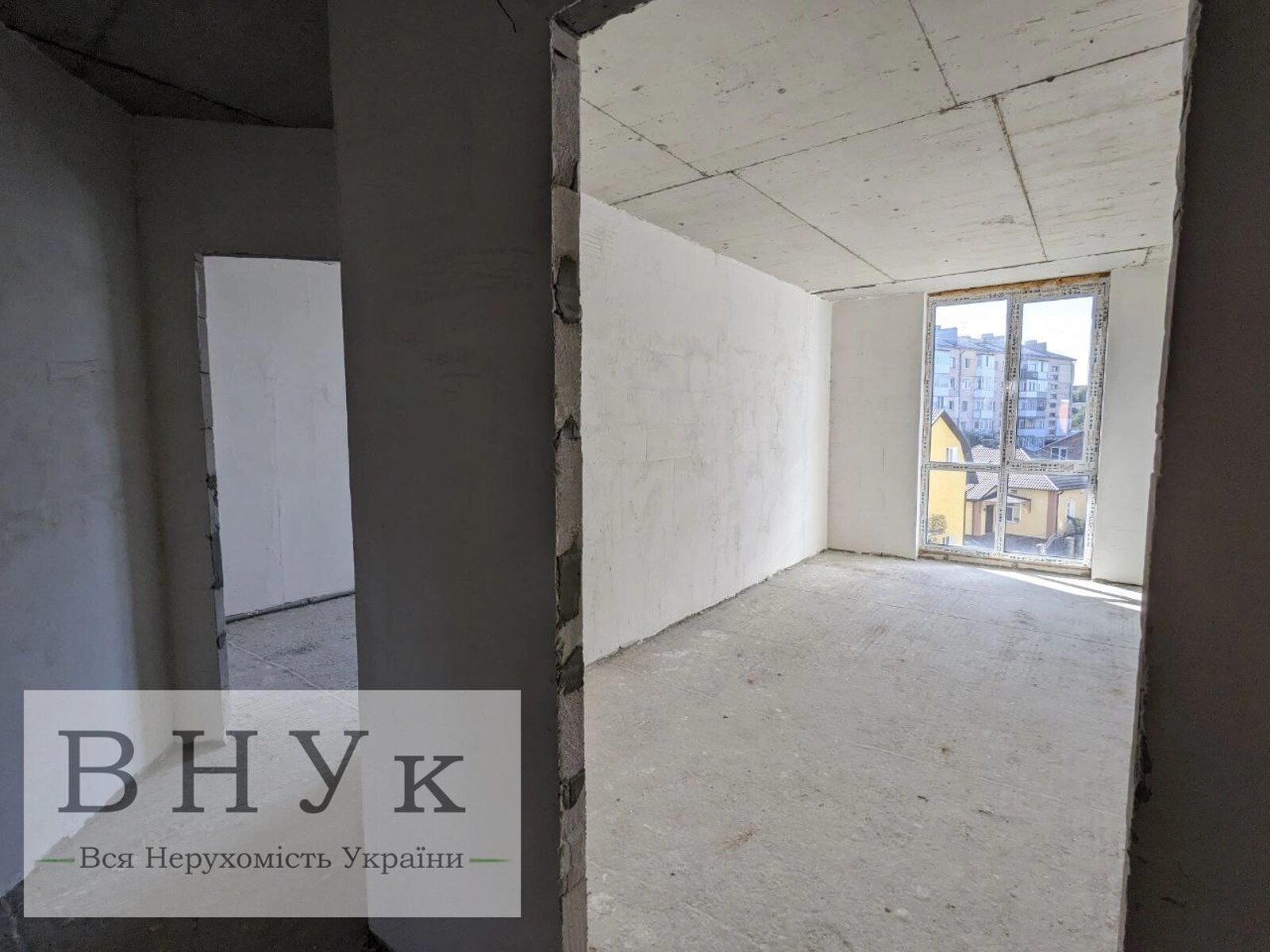 Apartments for sale 2 rooms, 744 m², 4th fl./6 floors. Petrykivska , Ternopil. 