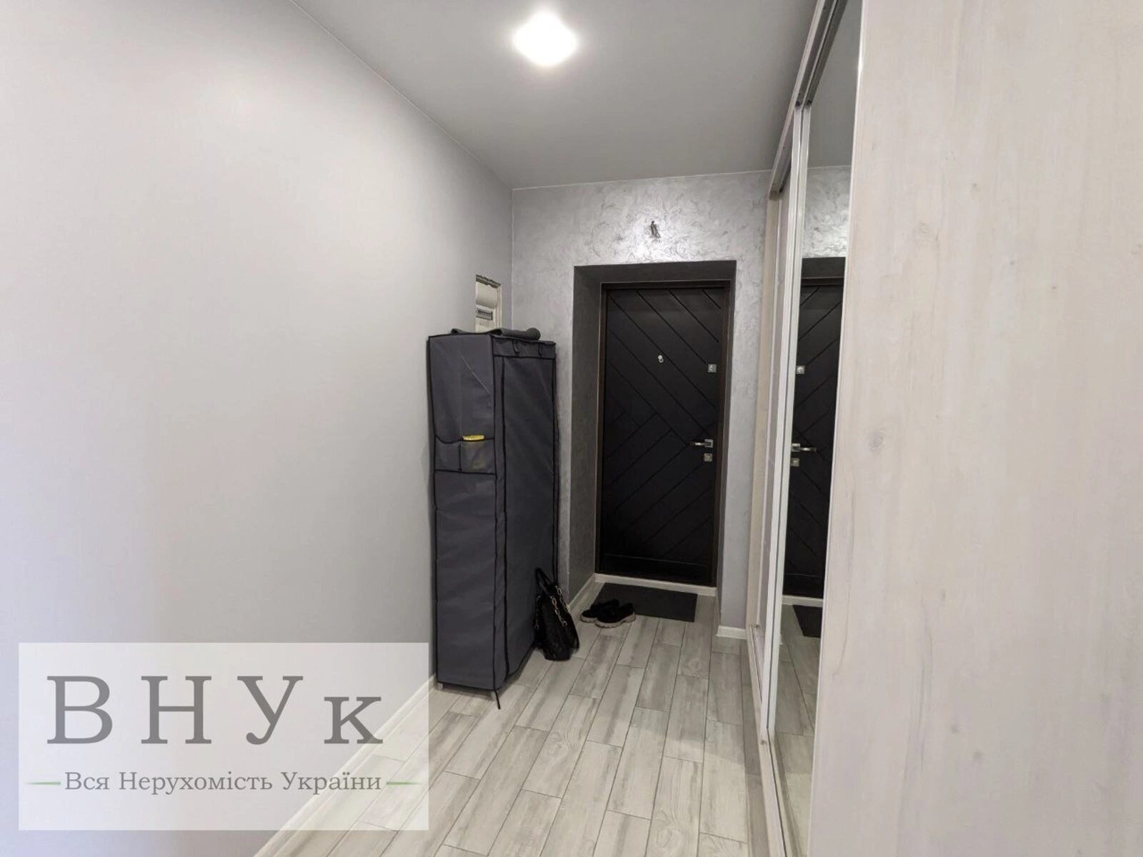 Apartments for sale 2 rooms, 77 m², 4th fl./11 floors. Kvitkova vul., Ternopil. 