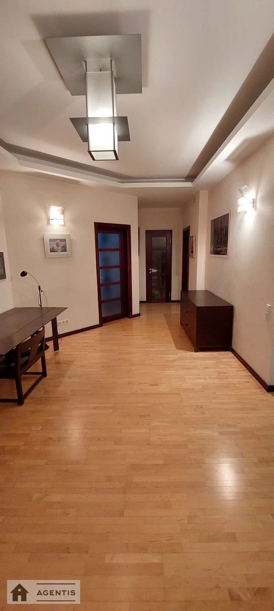 Apartment for rent 3 rooms, 160 m², 5th fl./18 floors. 1, Lyeskova 1, Kyiv. 