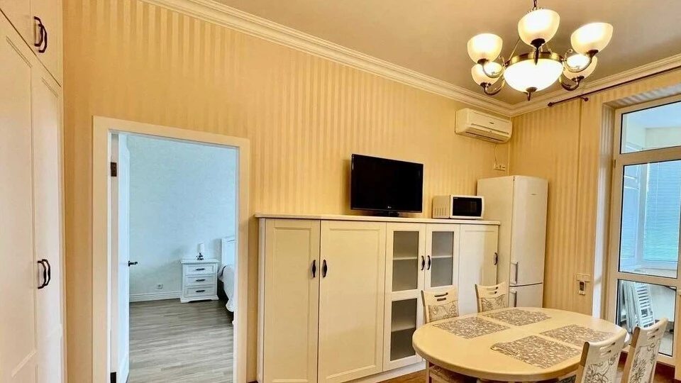 Здам квартиру 2 кімнати, 75 m², 7 пов./27 поверхів. 7, Лесі Українки 7, Київ. 