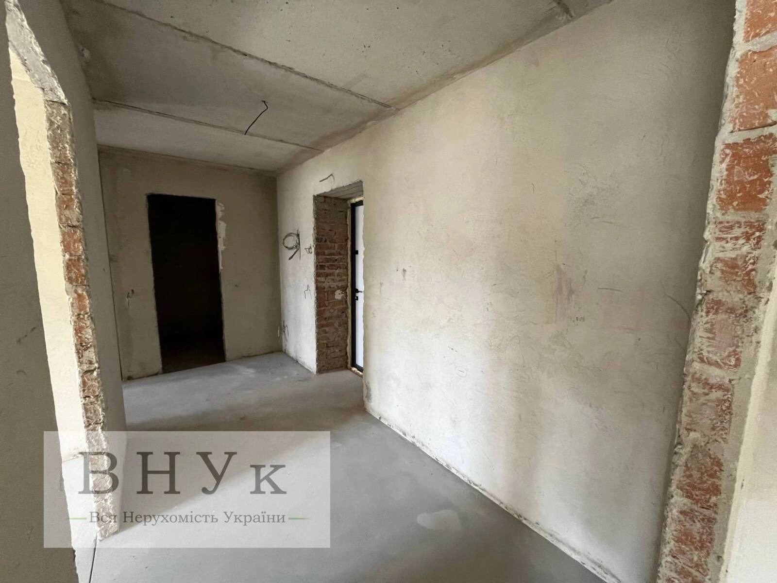 Продаж квартири 2 кімнати, 70 m², 4 пов./11 поверхів. Курбаса Л. вул., Тернопіль. 