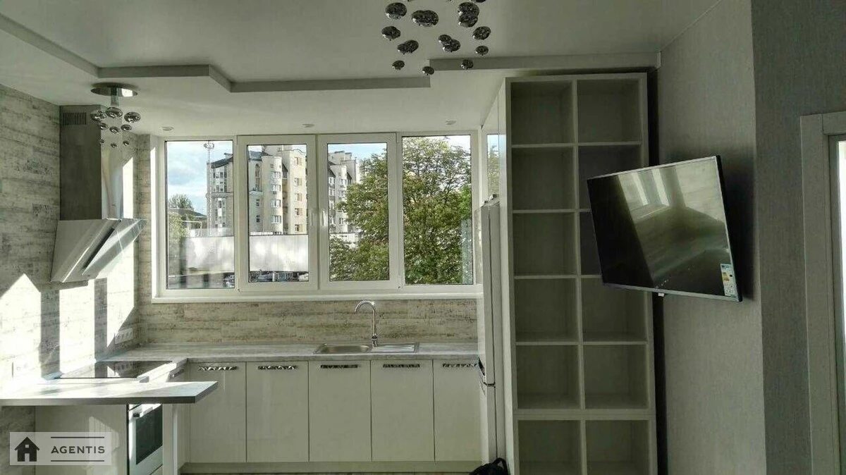 Apartment for rent 1 room, 48 m², 3rd fl./12 floors. Nyvska vul., Kyiv. 