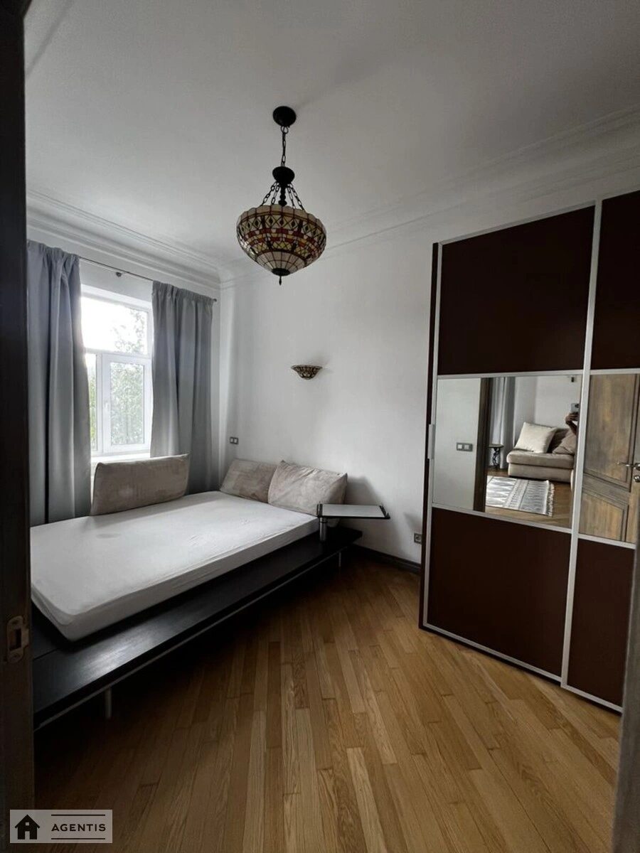 Apartment for rent 3 rooms, 80 m², 2nd fl./2 floors. 20, Redutna 20, Kyiv. 