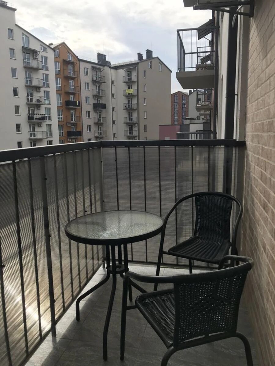 Apartment for rent 1 room, 42 m², 4th fl./6 floors. Brovary. 