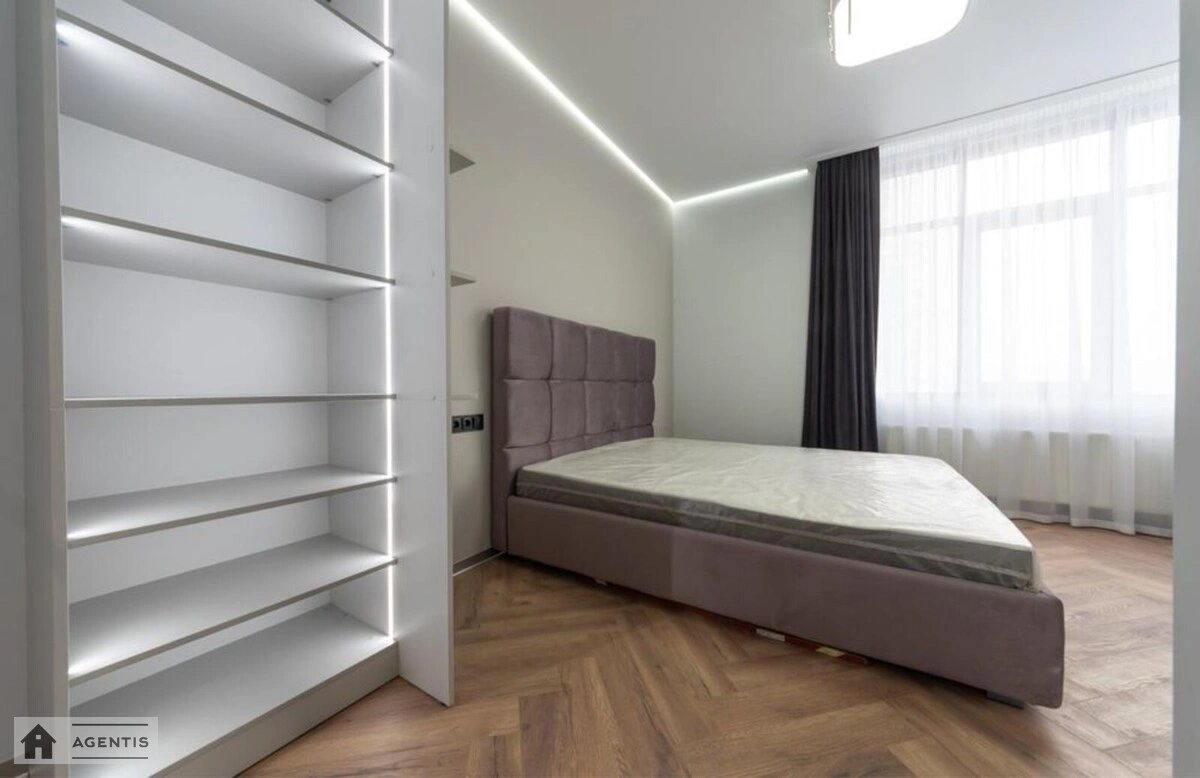 Apartment for rent 2 rooms, 64 m², 6th fl./24 floors. Dniprovs'ka embankment, Kyiv. 