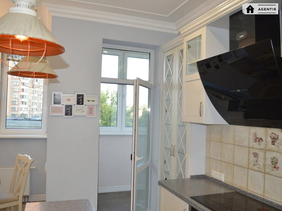 Apartment for rent 3 rooms, 116 m², 7th fl./27 floors. 44, Yevhena Konovaltsya vul. Shchorsa, Kyiv. 