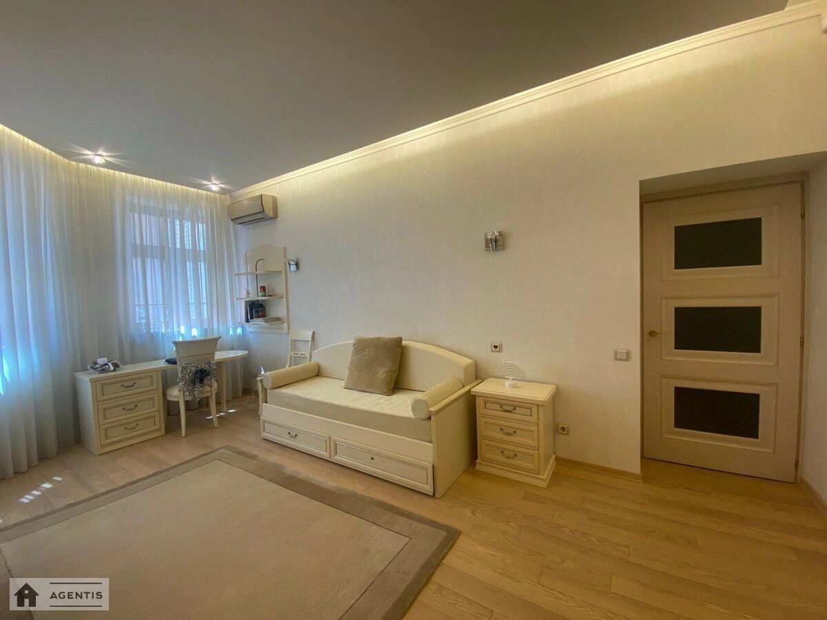 Apartment for rent 4 rooms, 160 m², 4th fl./17 floors. 18, Pavlivska 18, Kyiv. 