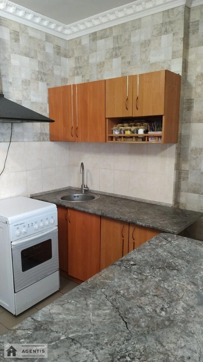 Apartment for rent 1 room, 36 m², 5th fl./23 floors. 3, Svitla 3, Kyiv. 