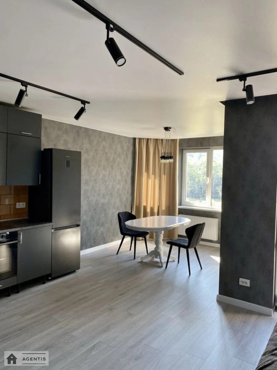 Сдам квартиру 1 комната, 48 m², 6 эт./9 этажей. 37, Кирилівська вул. (Фрунзе), Киев. 