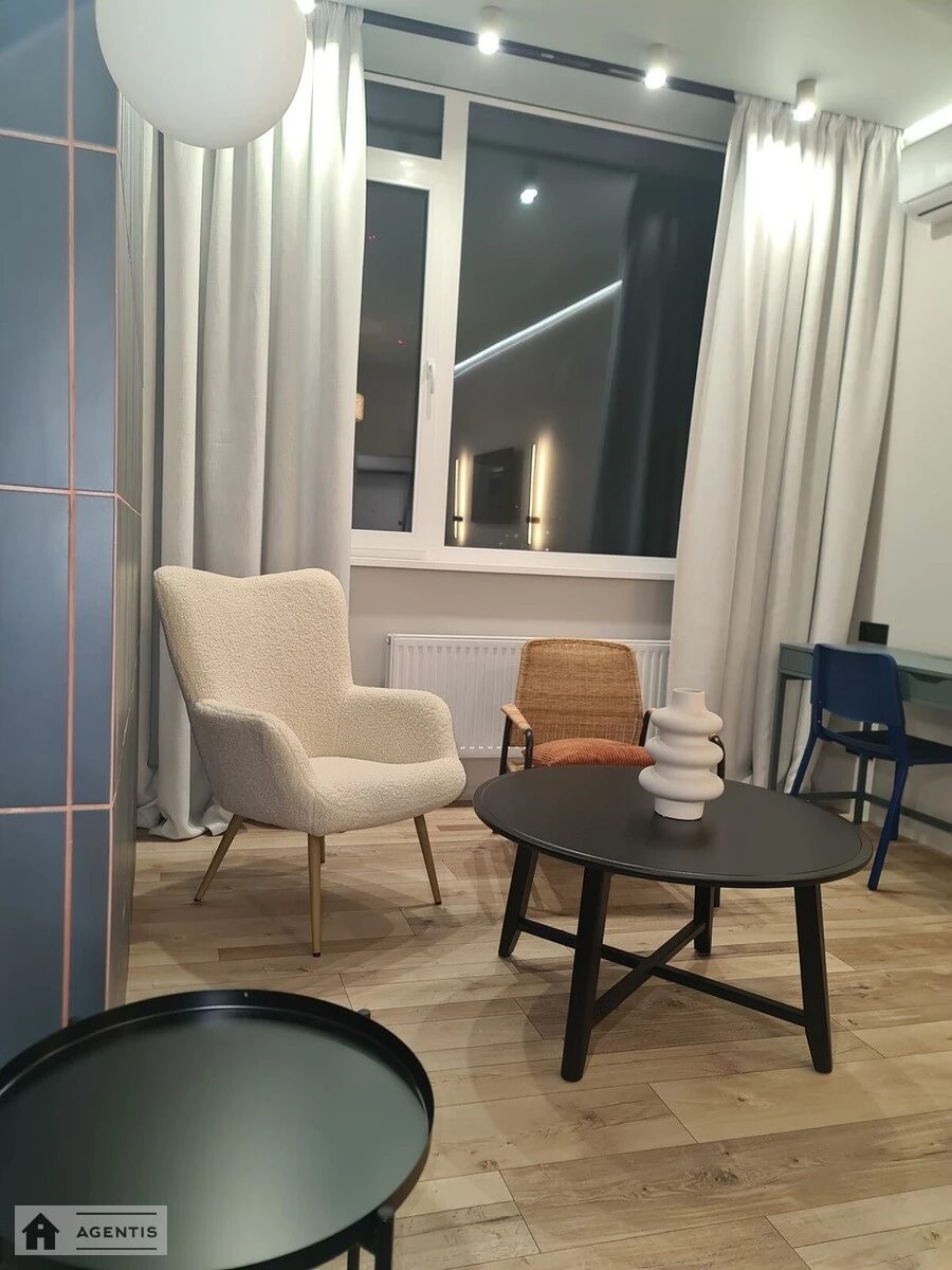 Apartment for rent 1 room, 53 m², 23rd fl./36 floors. Beresteyskyy prosp. Peremohy, Kyiv. 