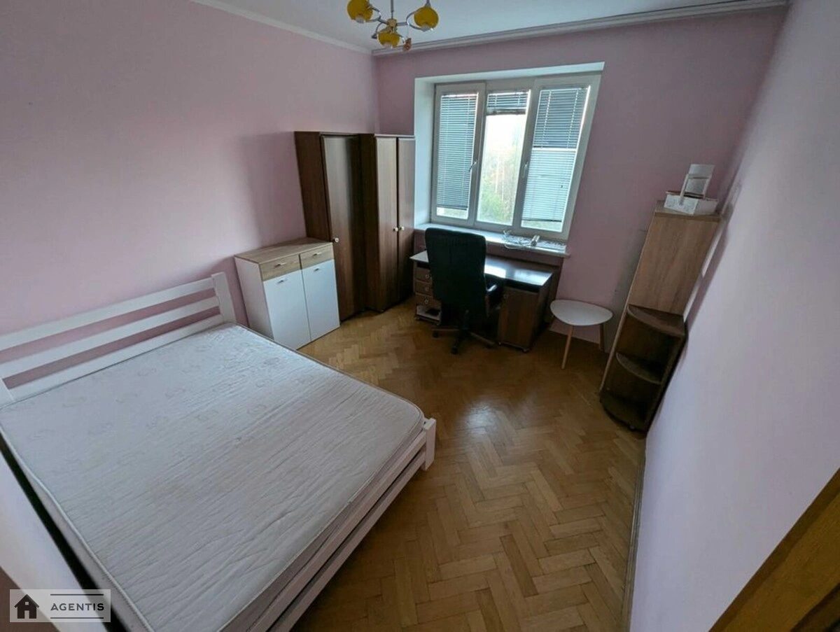 Apartment for rent 3 rooms, 87 m², 8th fl./16 floors. 91, Verhovynna 91, Kyiv. 