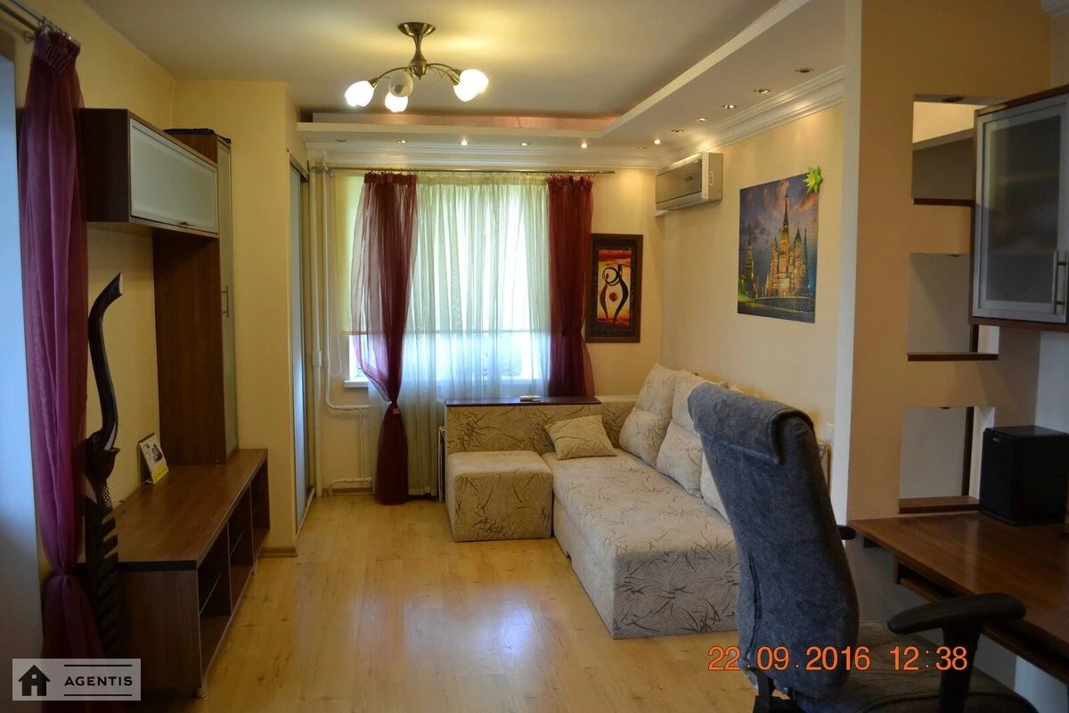 Здам квартиру 1 кімната, 38 m², 6 пов./9 поверхів. 7, Мілютенка 7, Київ. 