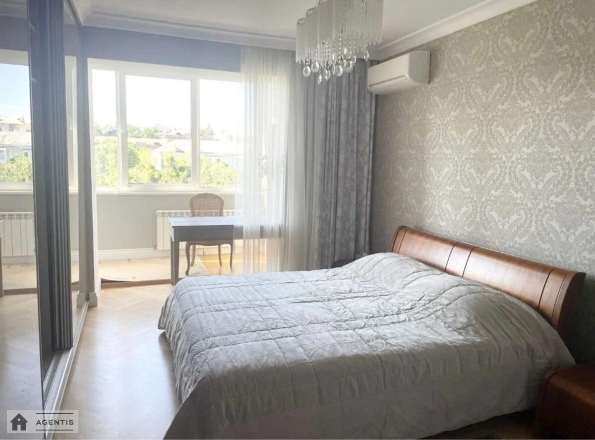 Apartment for rent 3 rooms, 100 m², 11th fl./12 floors. 62, Olesya Honchara vul., Kyiv. 