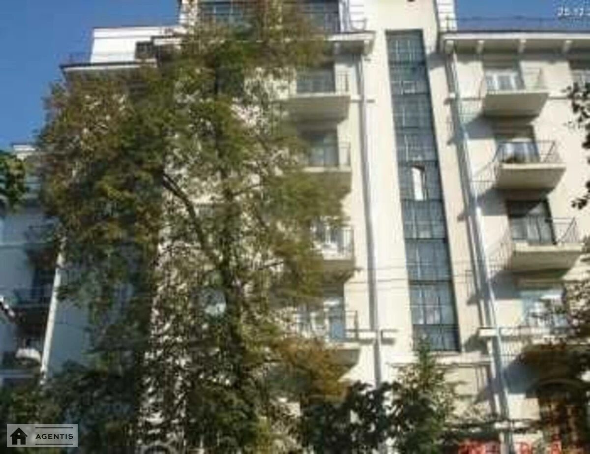 Apartment for rent 2 rooms, 81 m², 4th fl./6 floors. 5, Zankovetckoyi 5, Kyiv. 