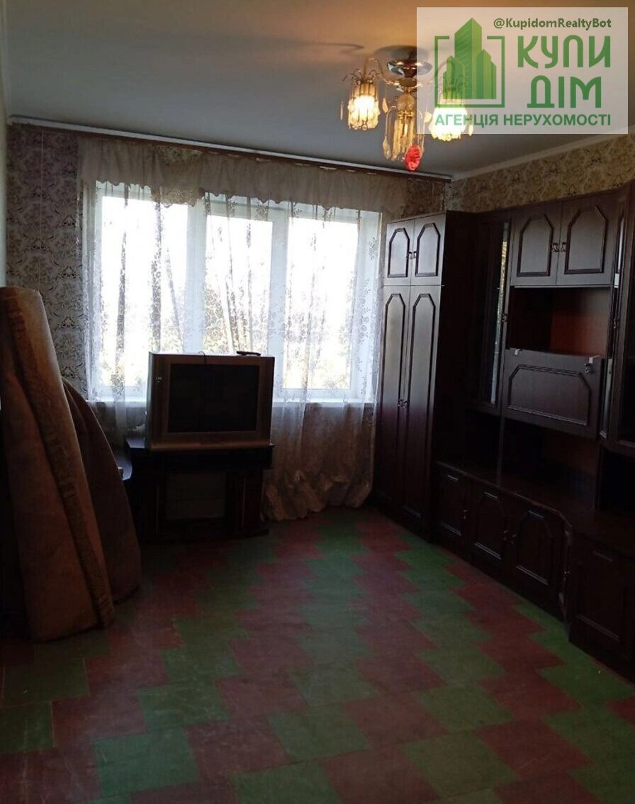 Продаж квартири 3 кімнати, 65 m², 5 пов./5 поверхів. Фортечний (кіровський), Кропивницький. 