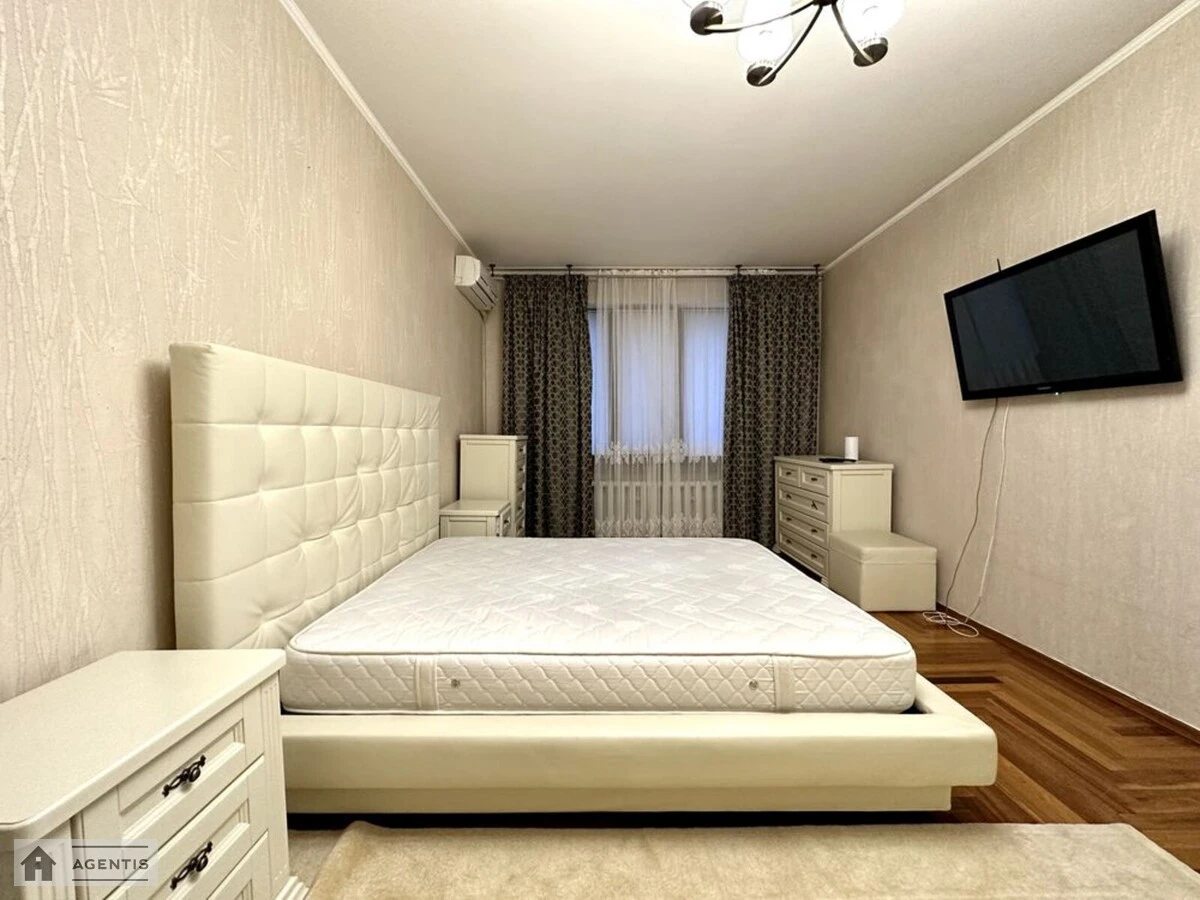 Apartment for rent 3 rooms, 100 m², 14th fl./18 floors. 4, Staronavodnitcka 4, Kyiv. 