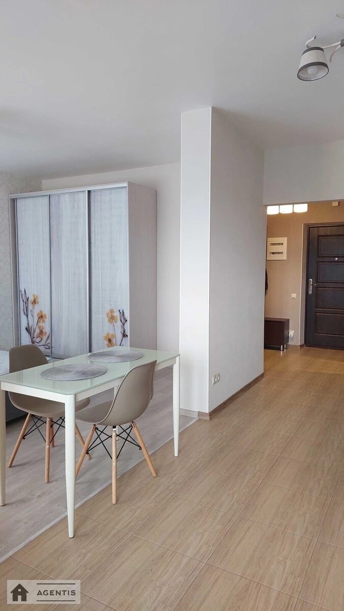 Apartment for rent 1 room, 42 m², 14th fl./25 floors. 3, Yuriya Kondratyuka vul., Kyiv. 