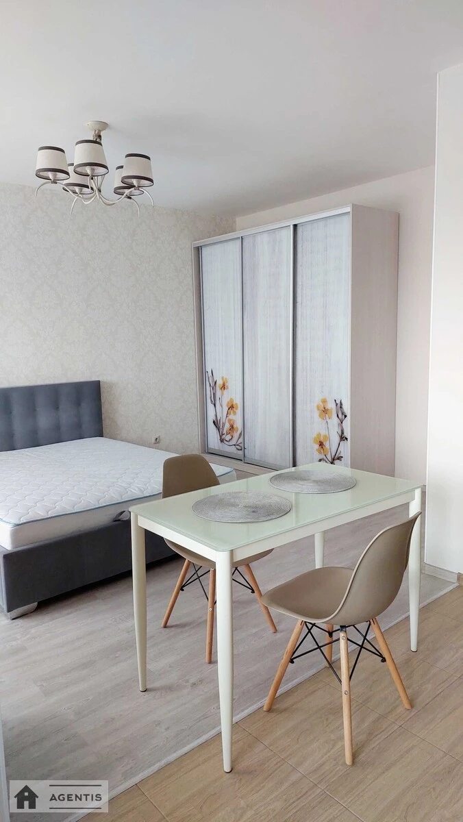 Apartment for rent 1 room, 42 m², 14th fl./25 floors. 3, Yuriya Kondratyuka vul., Kyiv. 