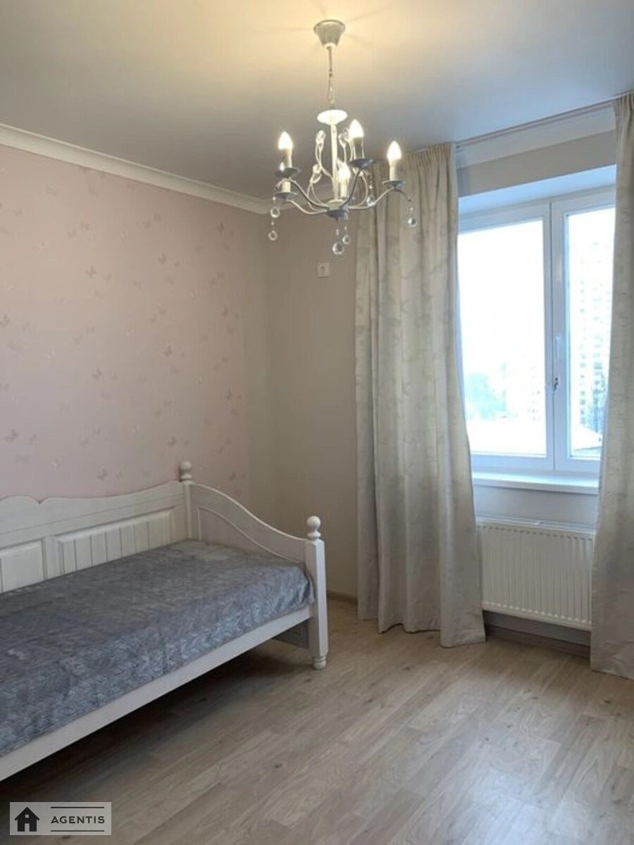 Apartment for rent 3 rooms, 124 m², 10th fl./20 floors. Ivana Honty vul., Kyiv. 