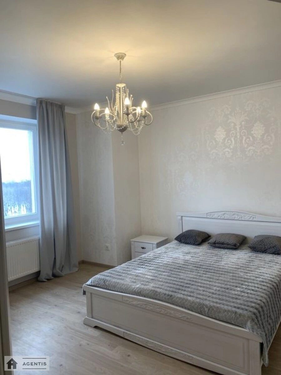 Apartment for rent 3 rooms, 124 m², 10th fl./20 floors. Ivana Honty vul., Kyiv. 