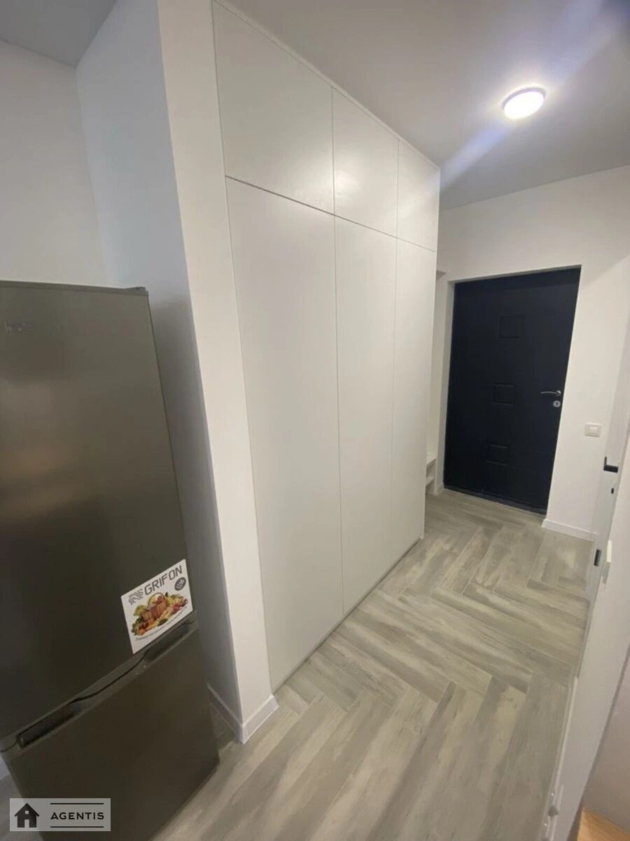 Здам квартиру 1 кімната, 33 m², 21 пов./26 поверхів. Петра Радченка вул., Київ. 