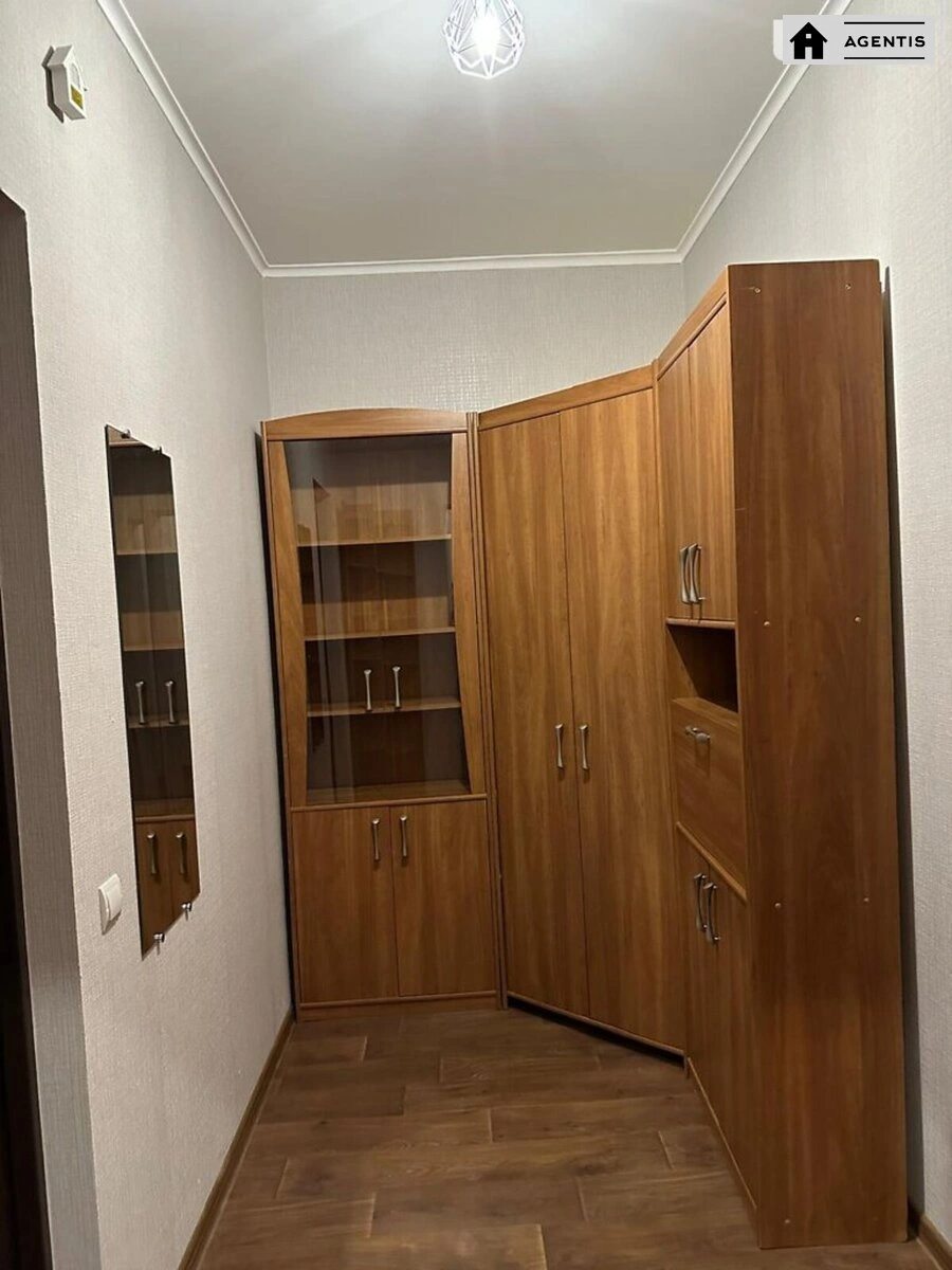 Здам квартиру 1 кімната, 48 m², 18 пов./24 поверхи. 54, Ревуцького 54, Київ. 