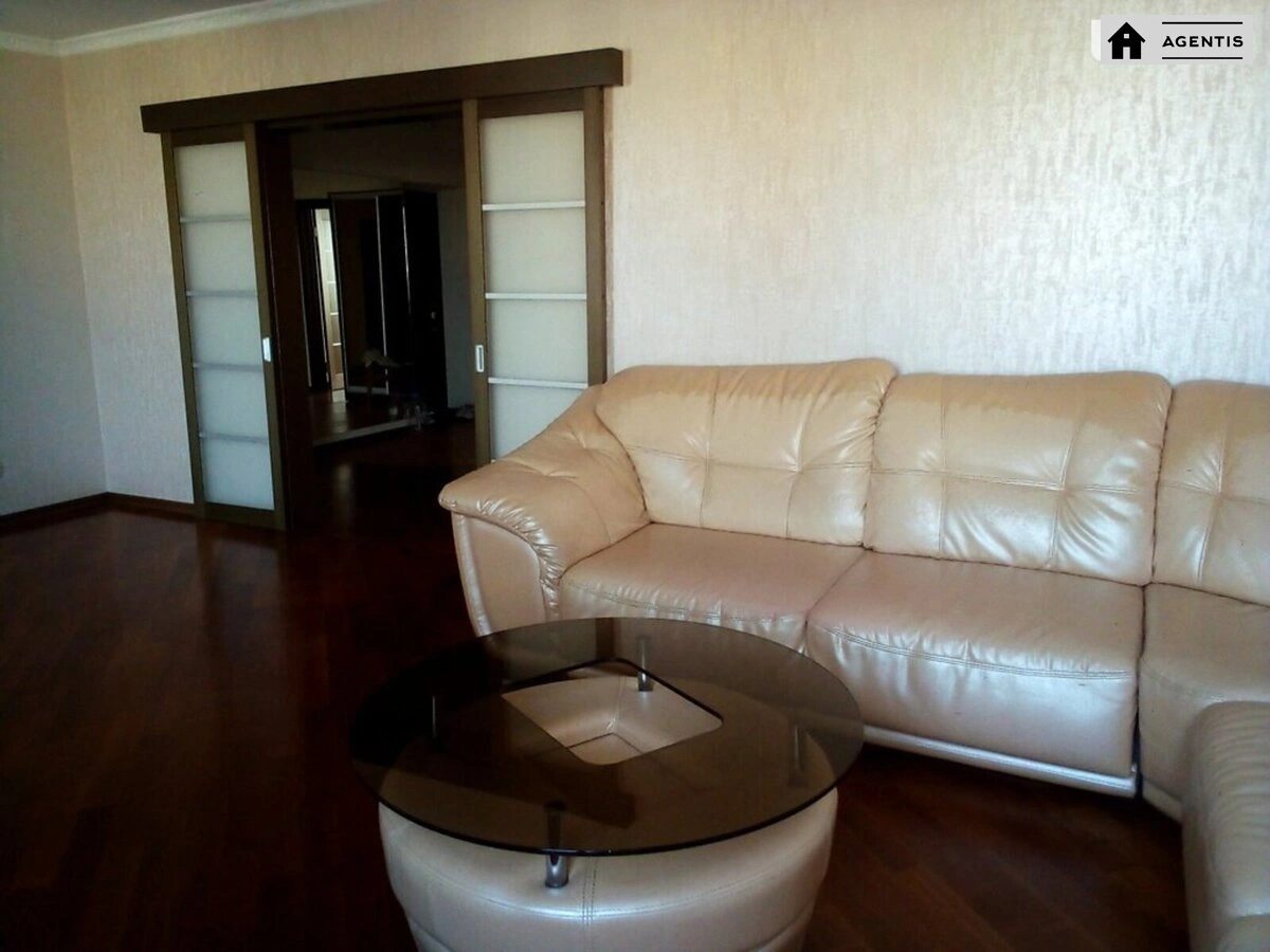 Apartment for rent 3 rooms, 130 m², 12th fl./16 floors. 12, Boryspilska 12, Kyiv. 