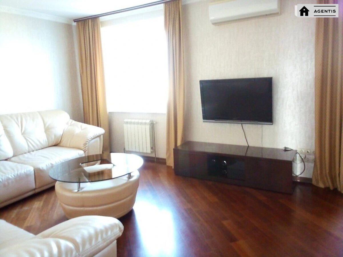 Apartment for rent 3 rooms, 130 m², 12th fl./16 floors. 12, Boryspilska 12, Kyiv. 