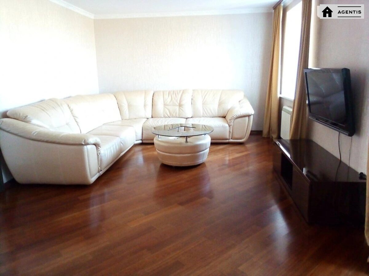 Apartment for rent 3 rooms, 130 m², 12th fl./16 floors. 12, Boryspilska 12, Kyiv. 