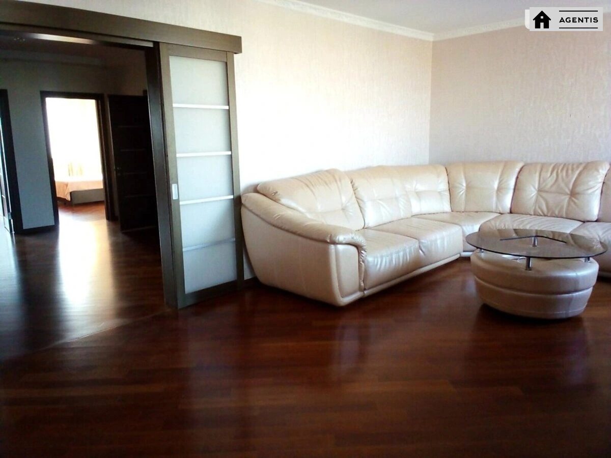 Apartment for rent 3 rooms, 130 m², 12th fl./16 floors. 12, Boryspilska 12, Kyiv. 