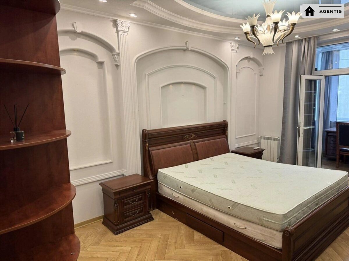 Apartment for rent 3 rooms, 135 m², 6th fl./24 floors. 121, Saksaganskogo 121, Kyiv. 