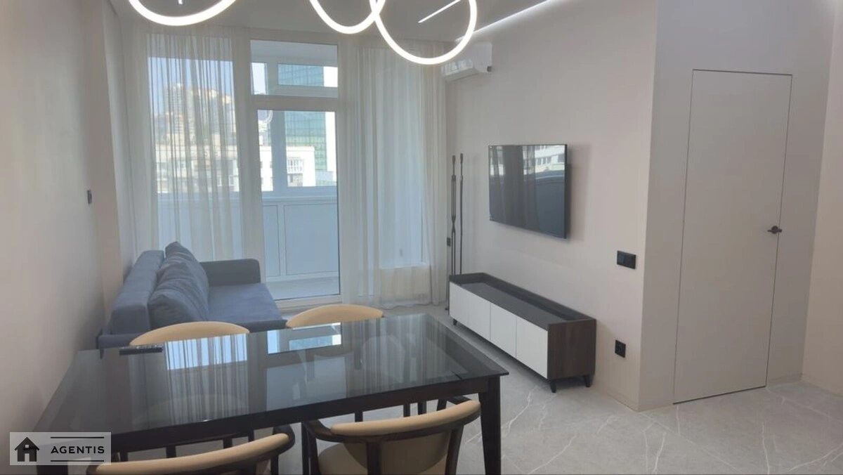 Apartment for rent 1 room, 52 m², 9th fl./30 floors. 11, Beresteyskyy prosp. Peremohy, Kyiv. 