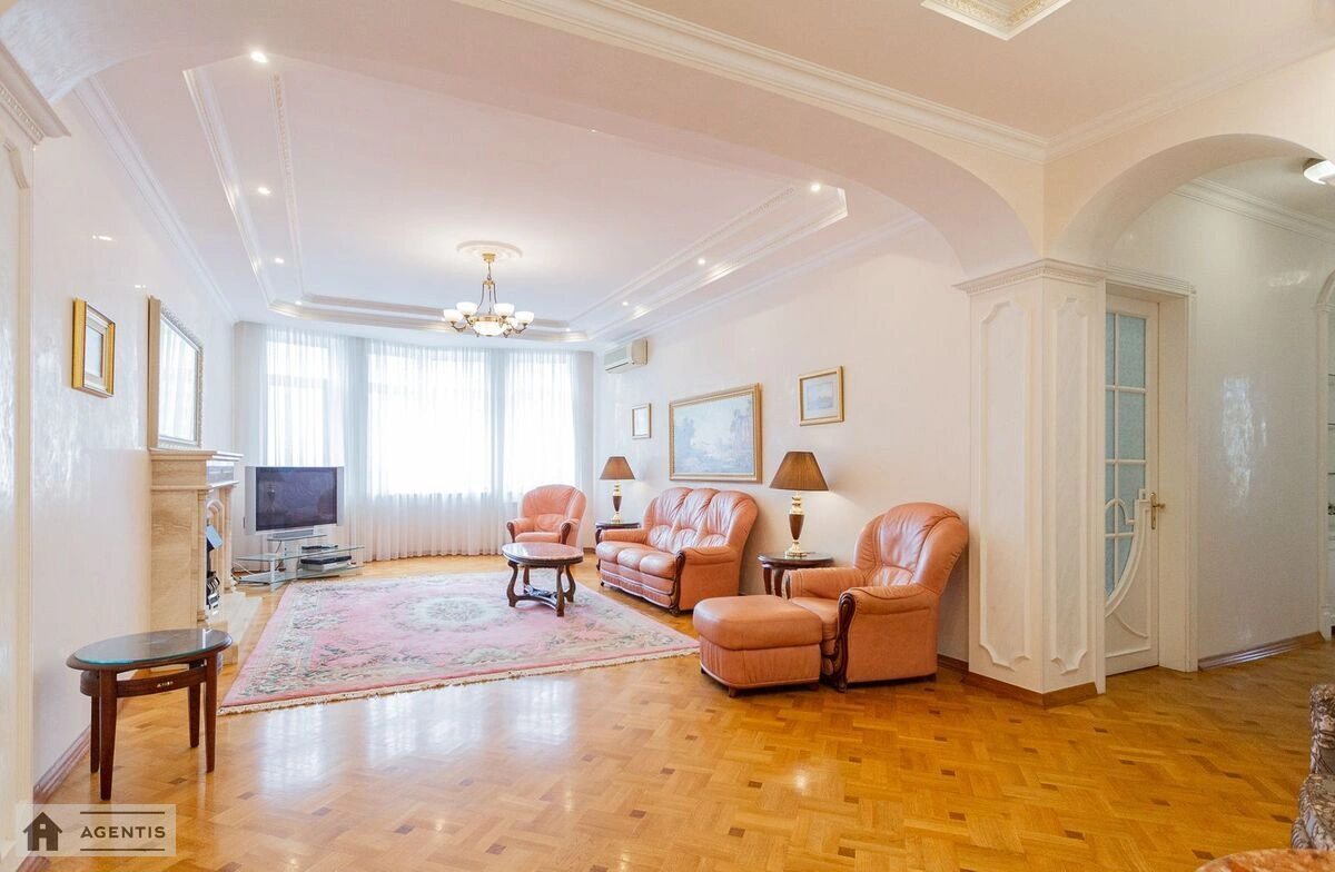 Apartment for rent 4 rooms, 154 m², 10th fl./25 floors. 30, Lesi Ukrayinky 30, Kyiv. 