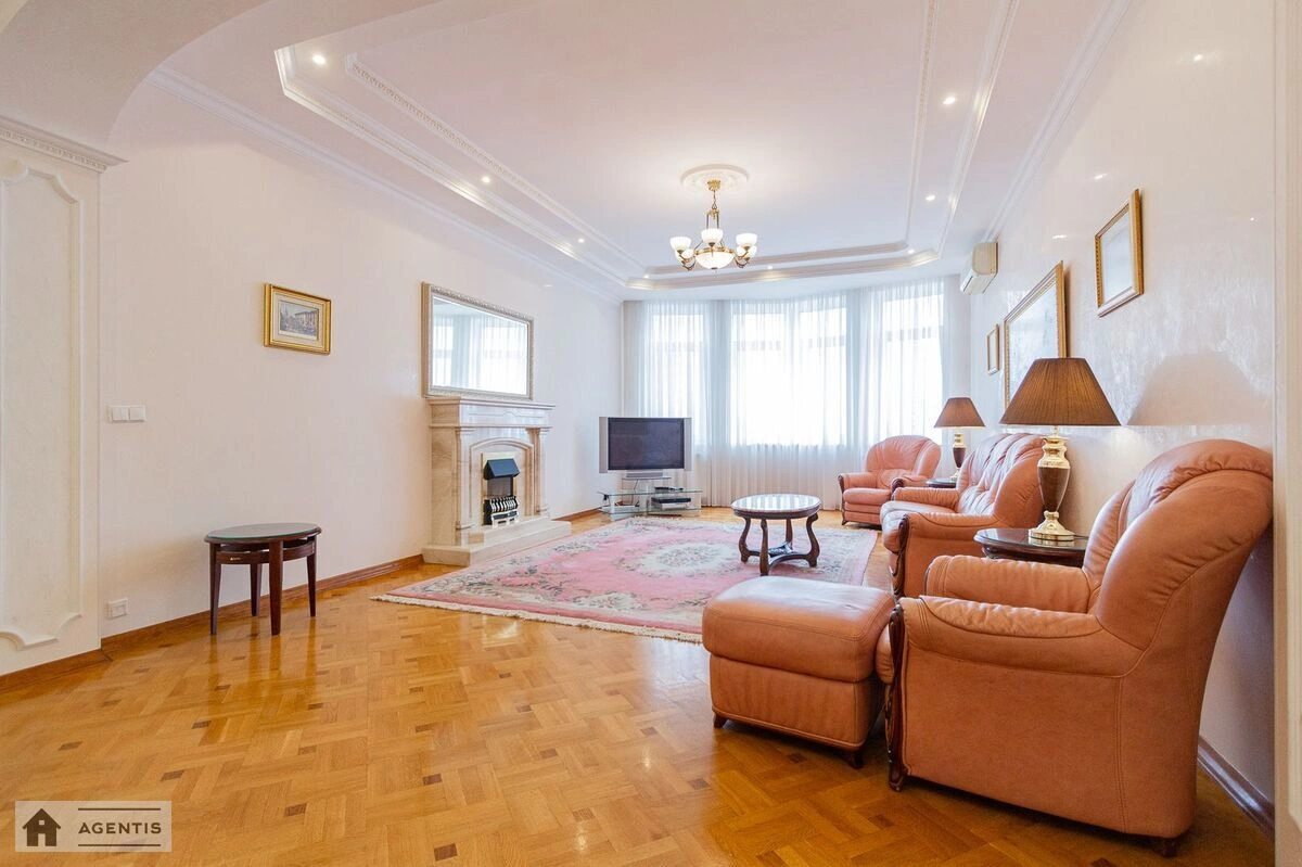 Apartment for rent 4 rooms, 154 m², 10th fl./25 floors. 30, Lesi Ukrayinky 30, Kyiv. 