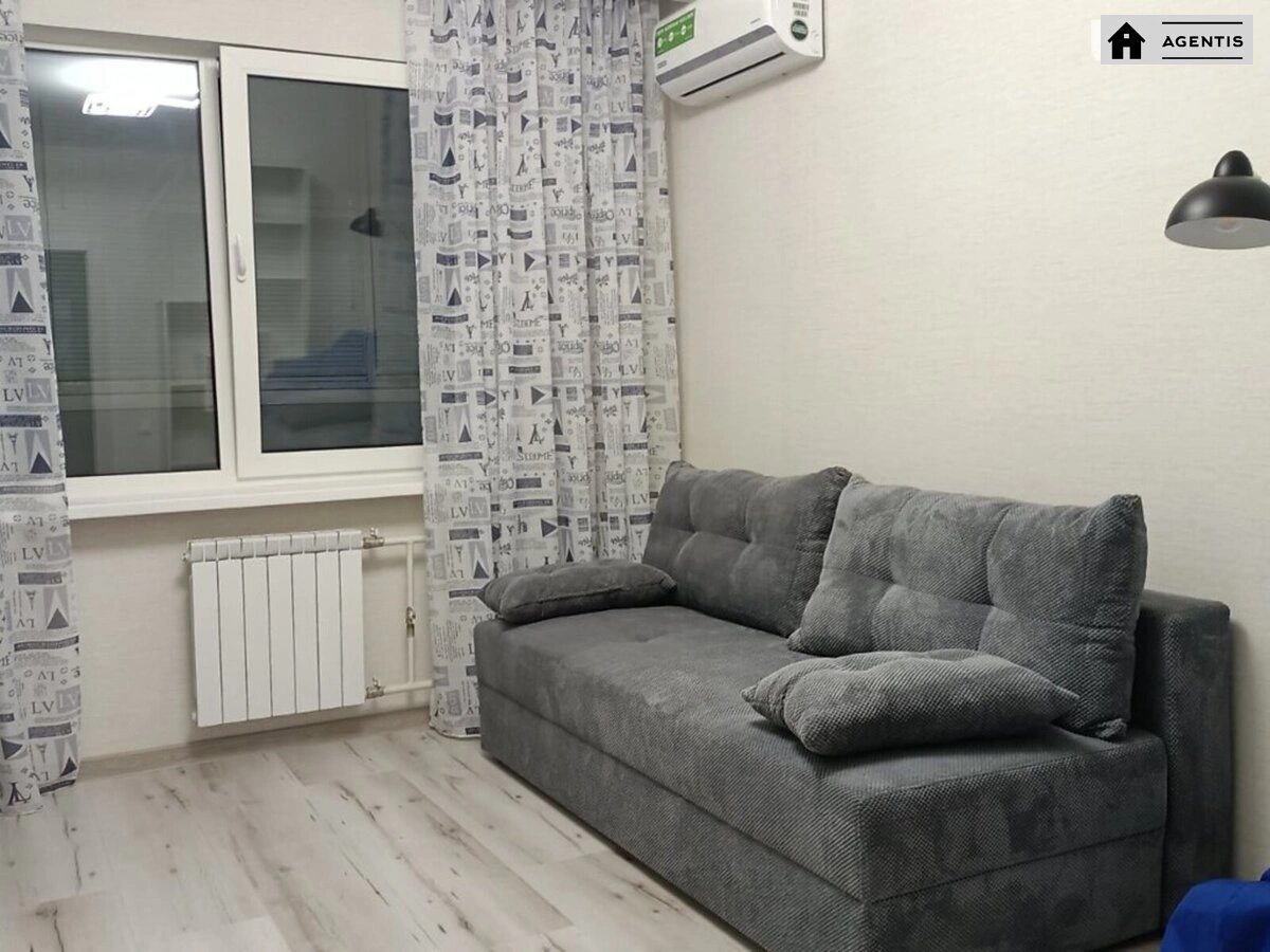 Apartment for rent 2 rooms, 55 m², 2nd fl./12 floors. 146, Kharkivske 146, Kyiv. 