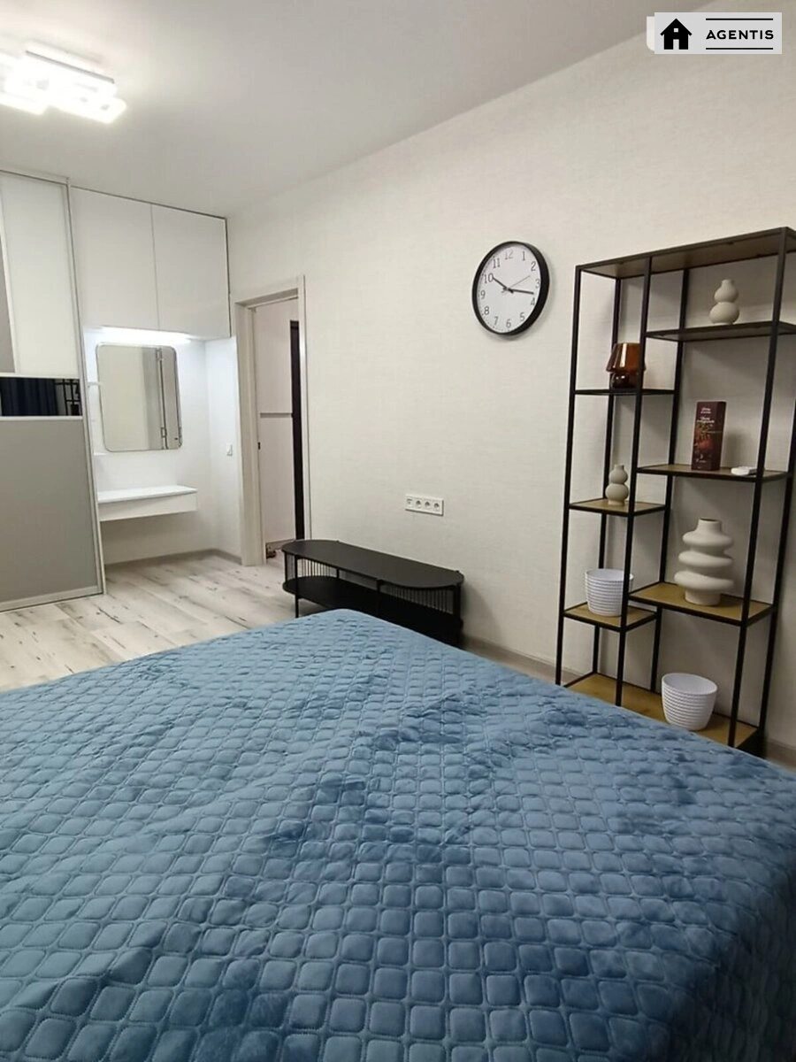 Сдам квартиру 2 комнаты, 55 m², 2 эт./12 этажей. 146, Харьковское 146, Киев. 