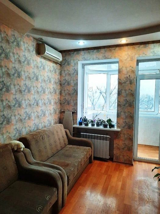Apartments for sale. 2 rooms, 54 m², 5th floor/5 floors. Ermolova, Dnipro. 