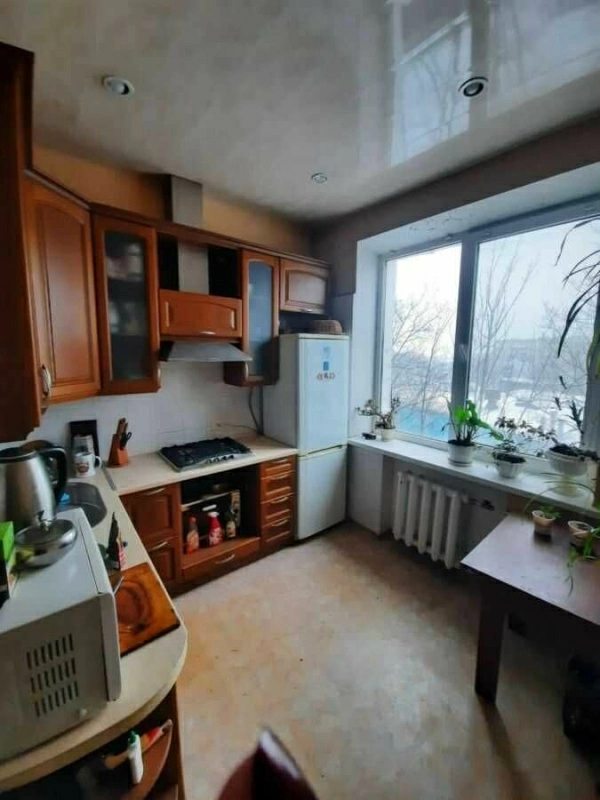 Продаж квартири. 2 rooms, 54 m², 5th floor/5 floors. Ермолова, Дніпро. 