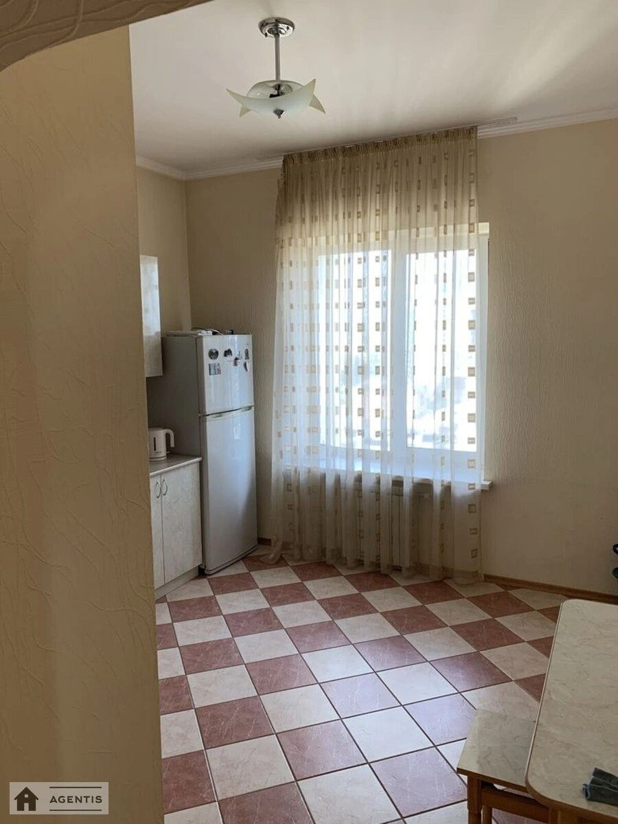 Сдам квартиру 1 комната, 55 m², 21 эт./25 этажей. 69, Дмитриевская 69, Киев. 