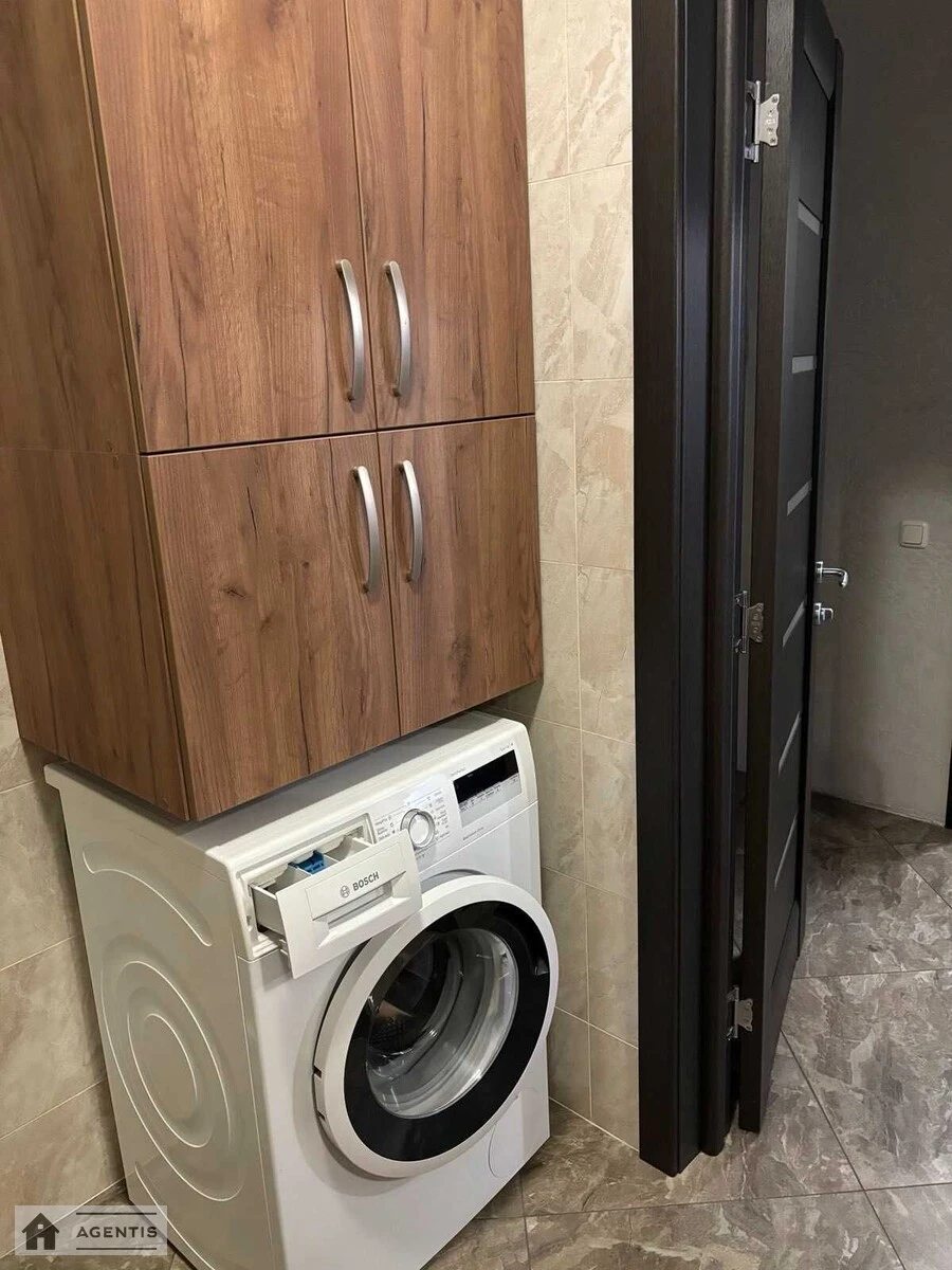 Здам квартиру 1 кімната, 48 m², 8 пов./25 поверхів. Воскресенська, Київ. 