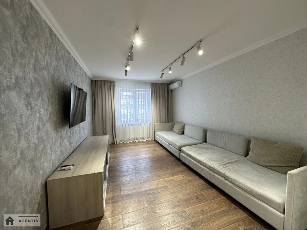 Apartment for rent 3 rooms, 100 m², 22nd fl./25 floors. Yasynuvatskiy, Kyiv. 