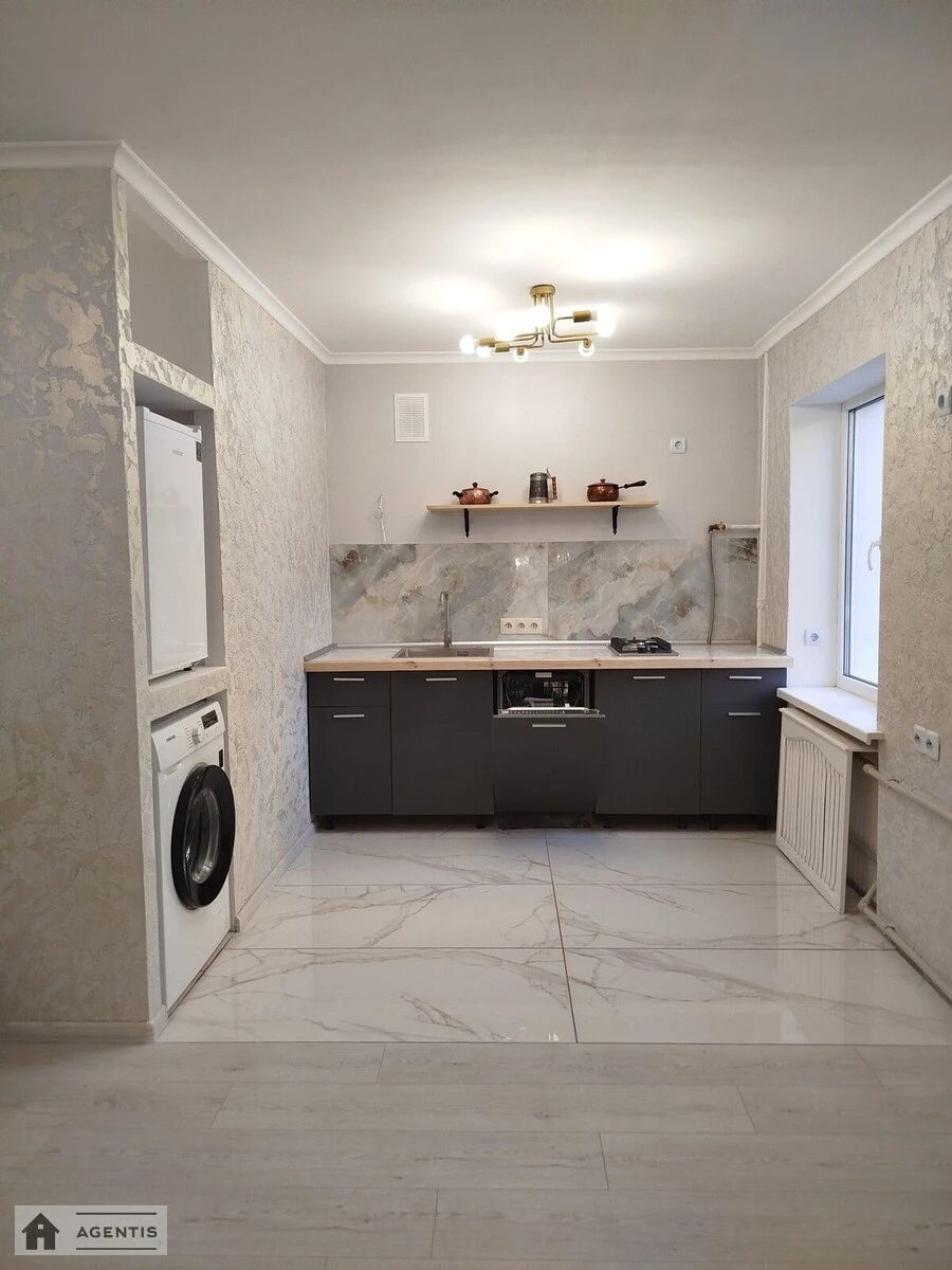 Здам квартиру 1 кімната, 35 m², 3 пов./5 поверхів. Відрадний, Київ. 