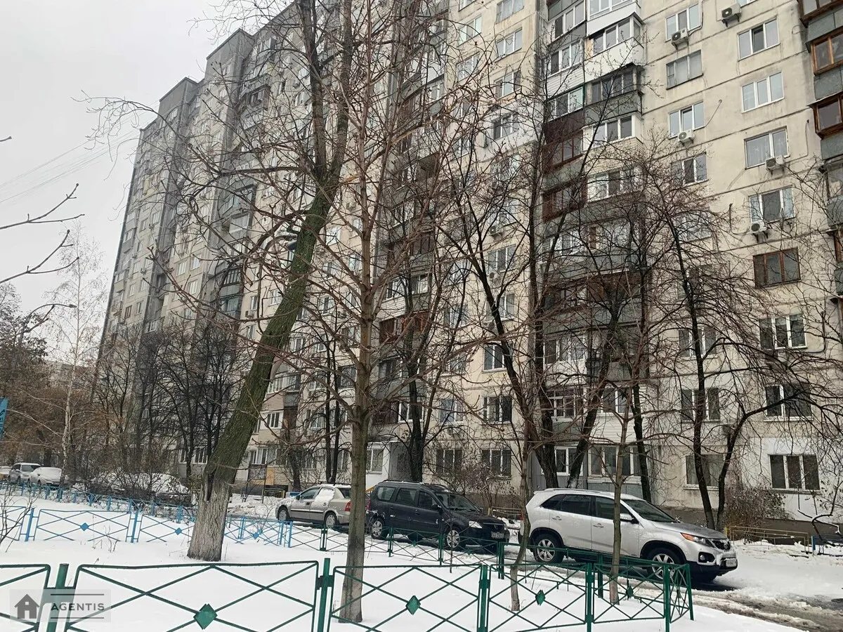 Apartment for rent 1 room, 35 m², 16th fl./16 floors. 13, Levka Lukyanenka vul. Marshala Tymoshenka, Kyiv. 