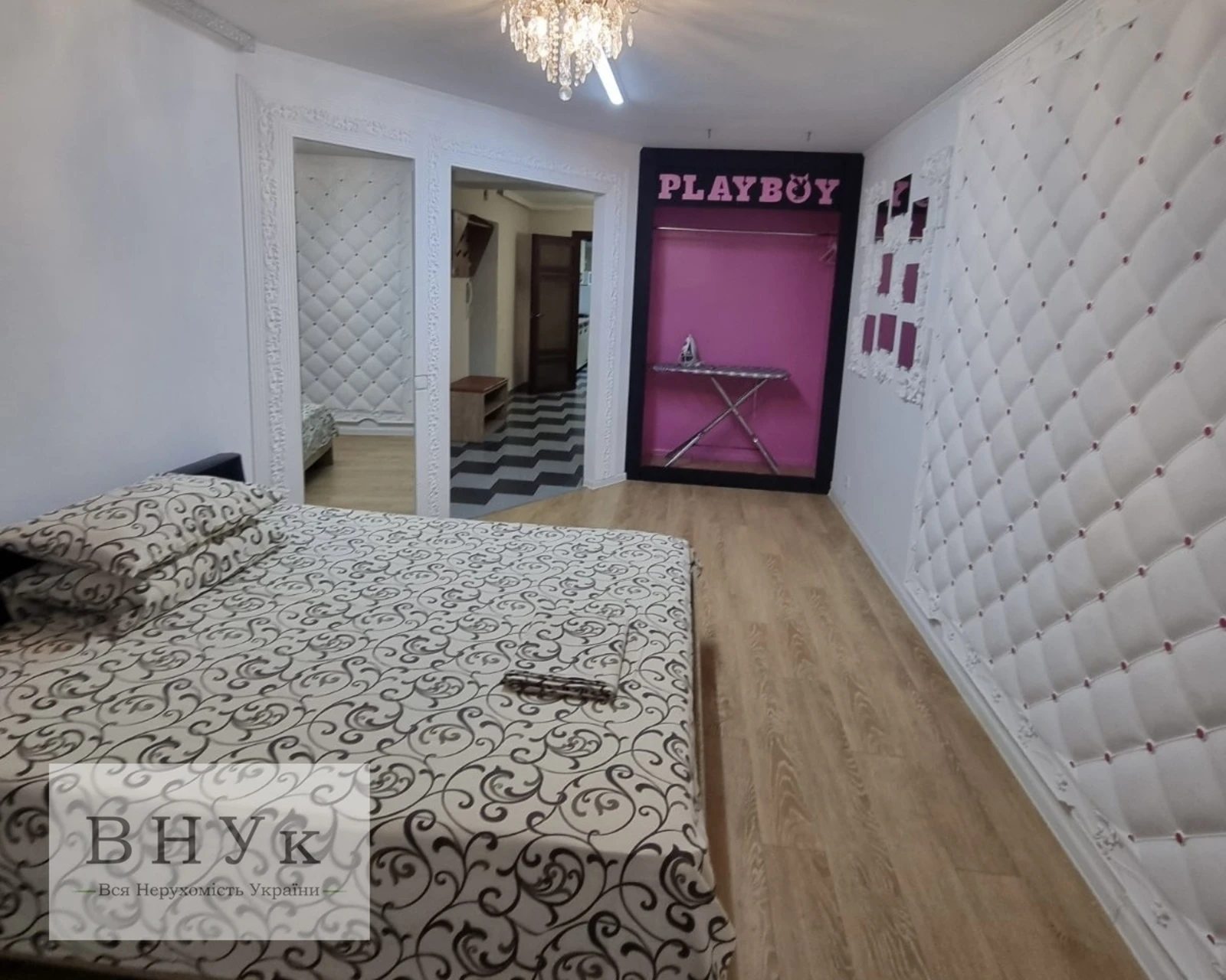 Продаж квартири 2 кімнати, 60 m², 1 пов./7 поверхів. Крушельницької С. вул., Тернопіль. 