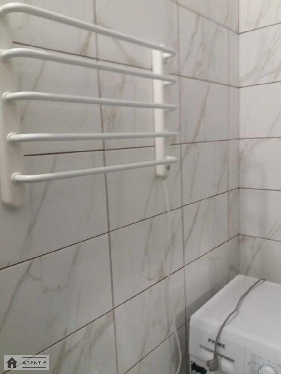 Здам квартиру 1 кімната, 29 m², 23 пов./25 поверхів. 73, Польова 73, Київ. 